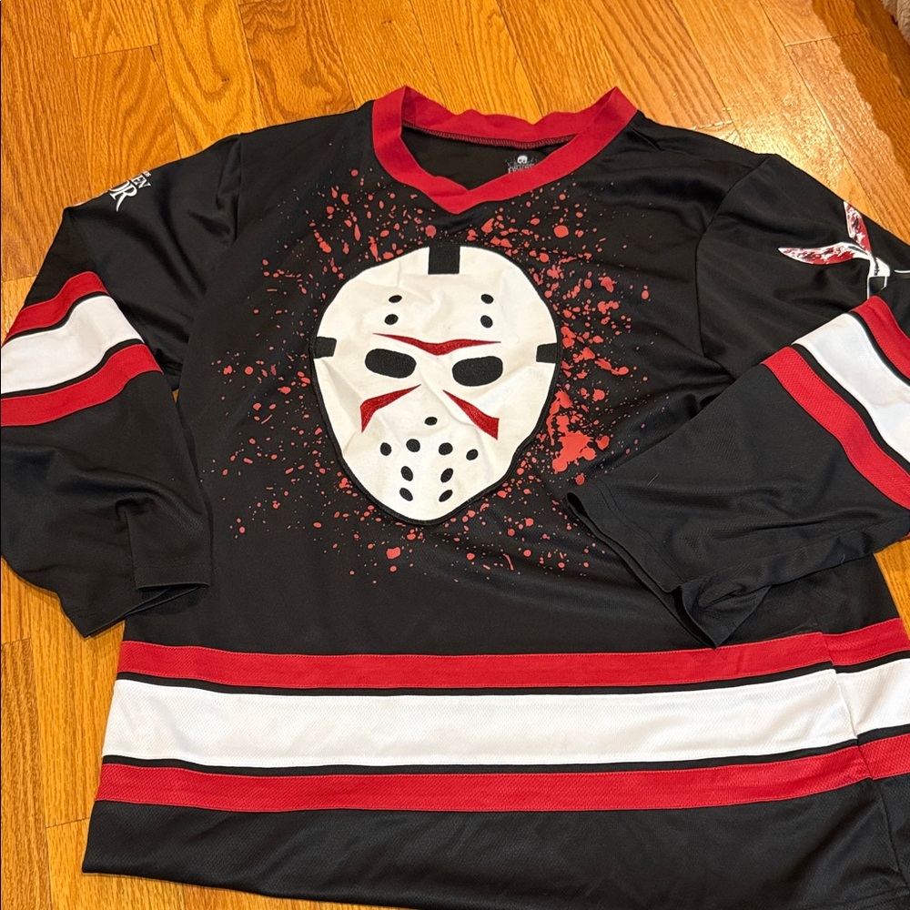 Universal Halloween horror nights Friday the 13th Jason jersey size large